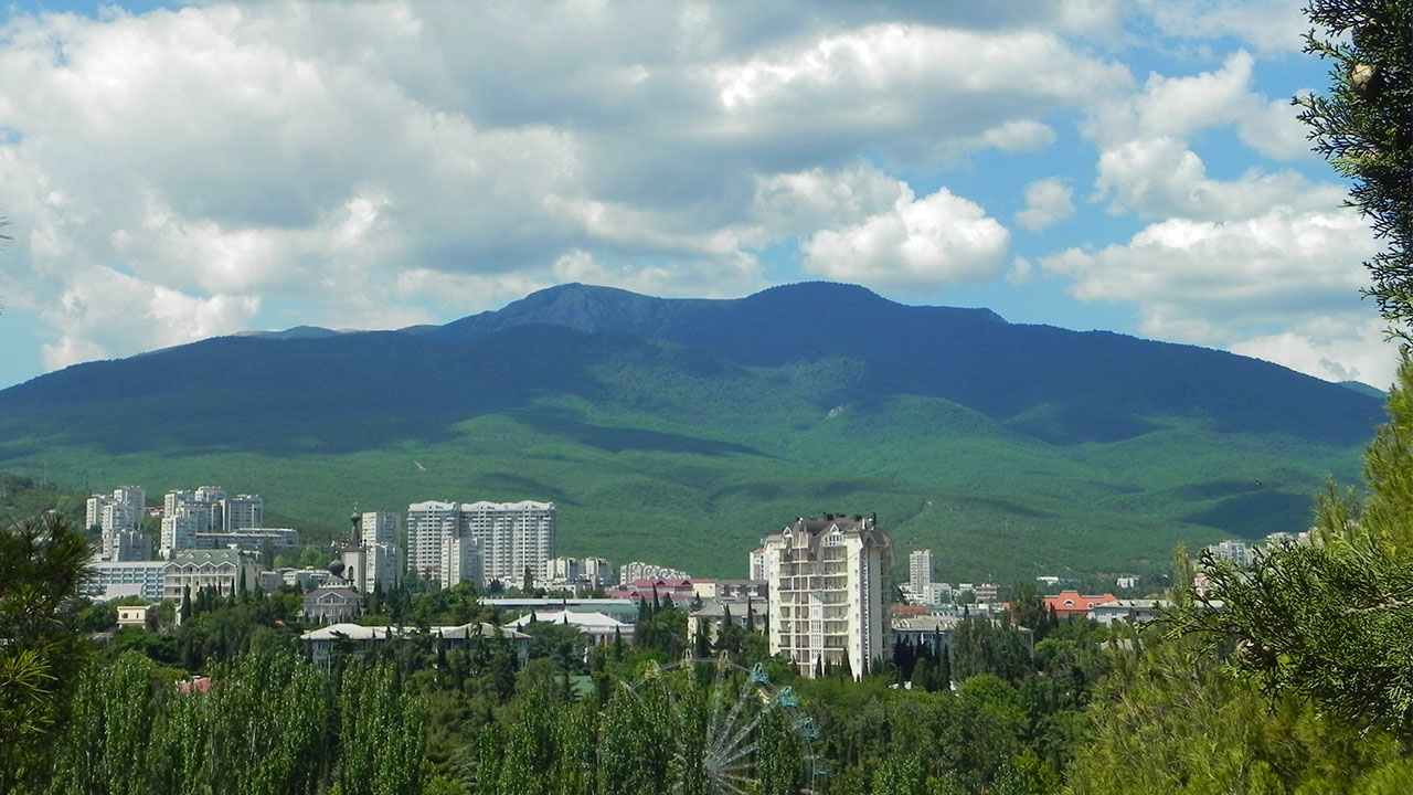 Живописные Крымские горы