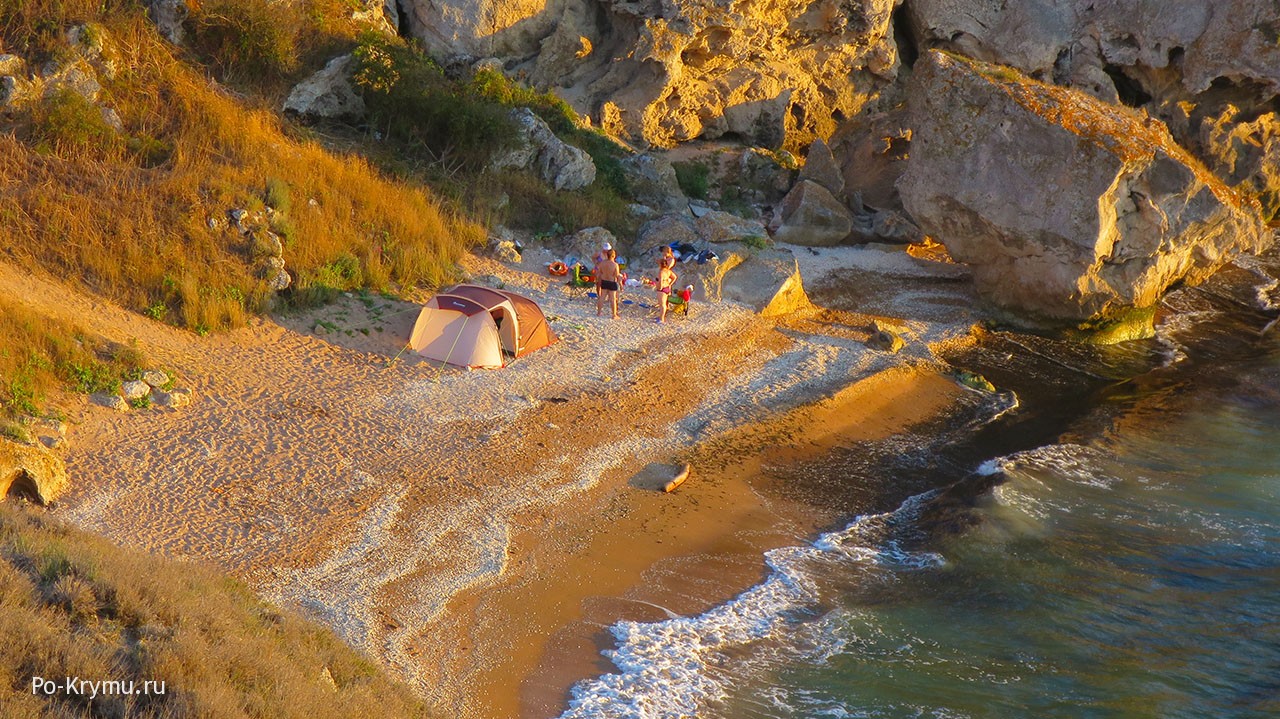Генеральские пляжи с палаткой