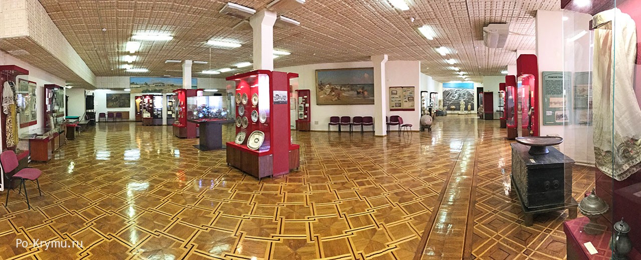 Панорама музейных залов.