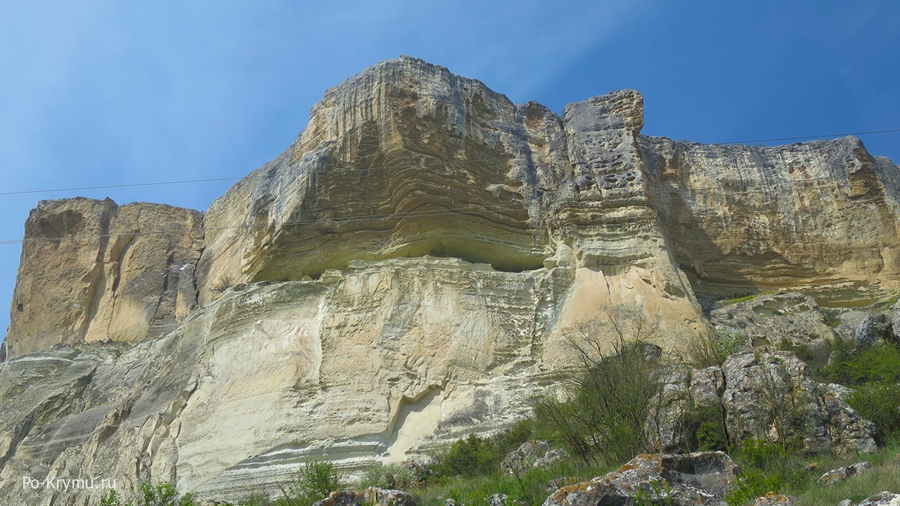 Скалы долины реки Кача у Качи-Кальона