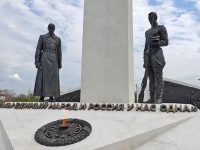 новые-памятники-севастополя
