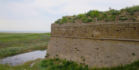 Арабатская крепость в Крыму